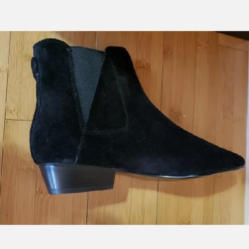 Ann Taylor LOFT Black Suede Ankle Boots size 7